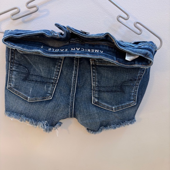 American Eagle High Rise Shortie jean shorts - Picture 2 of 4